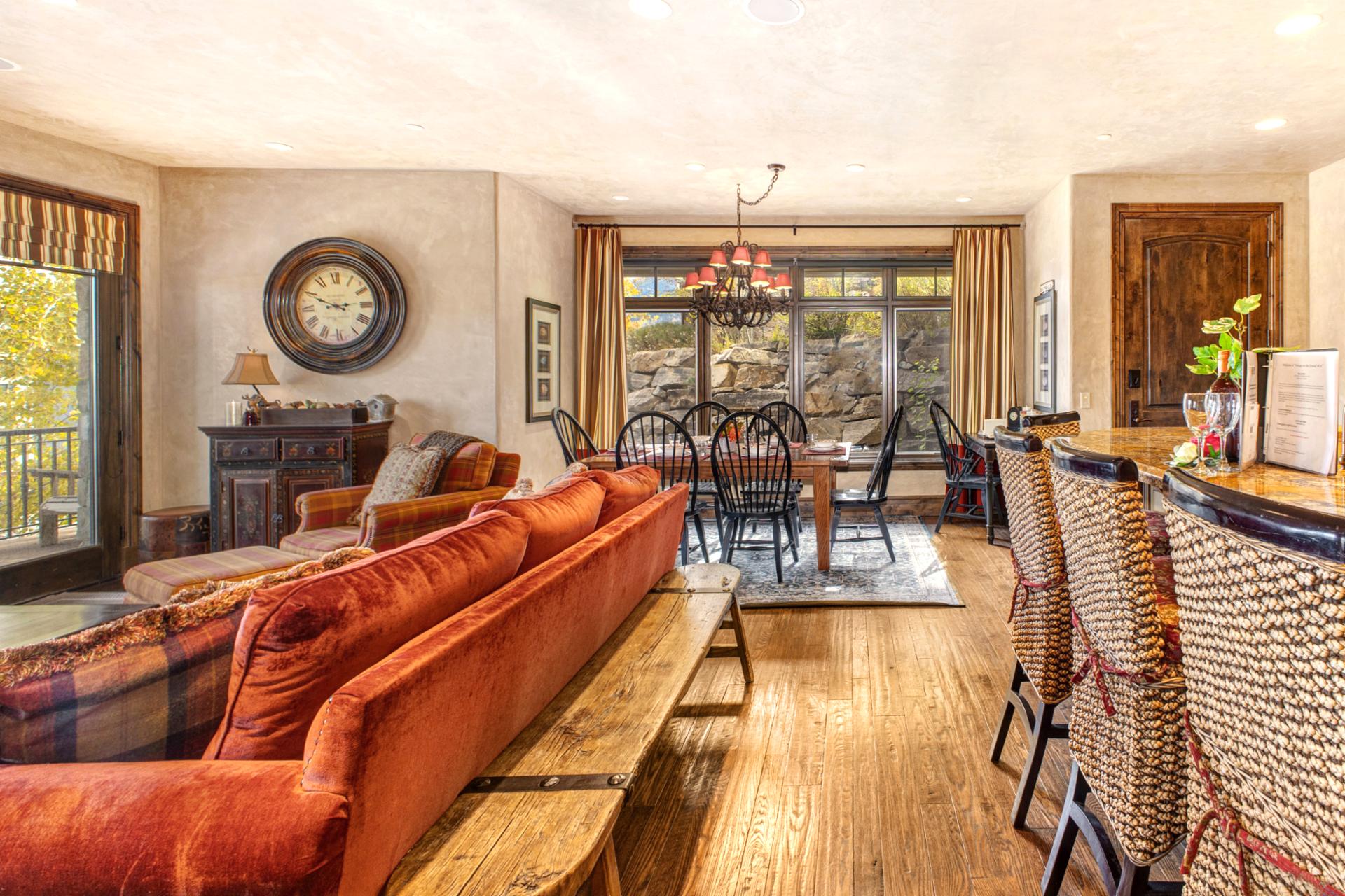 Floor-to-ceiling windows bring the outdoors in, with room to unwind and reconnect.