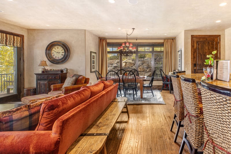 Floor-to-ceiling windows bring the outdoors in, with room to unwind and reconnect.