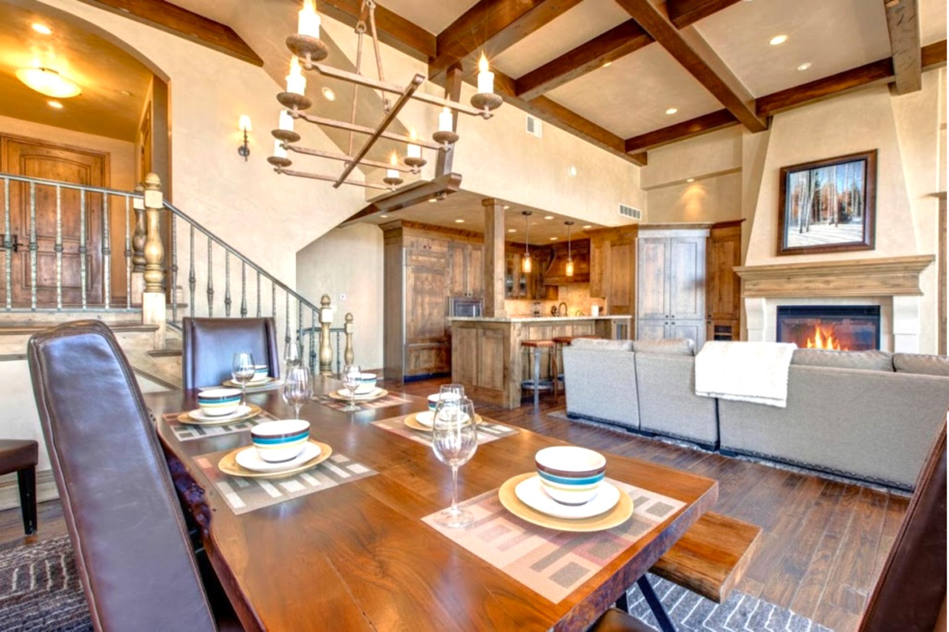 The open-concept great room allows everyone in your group to stay connected.