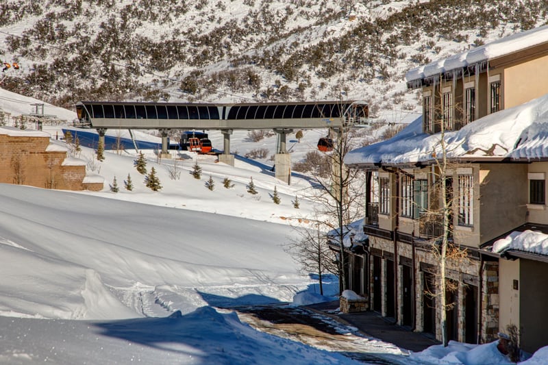 Ski Out of property to Gondola or Bubble Chair